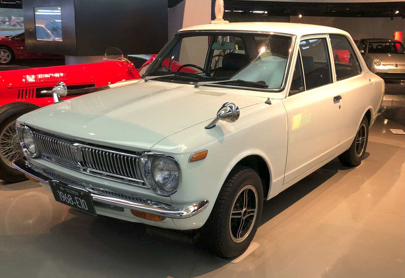 Toyota Corolla E10 de 1969, primeira geração do modelo